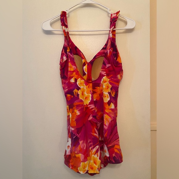 Maxine of Hollywood Floral One Piece Swimsuit - Size 10 - Picture 7 of 11